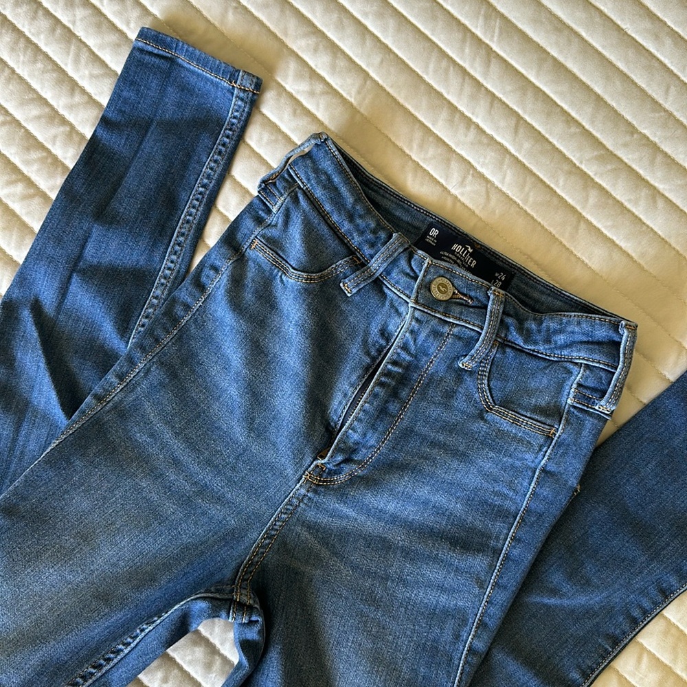 Hollister Ultra High-Rise 0R/24w